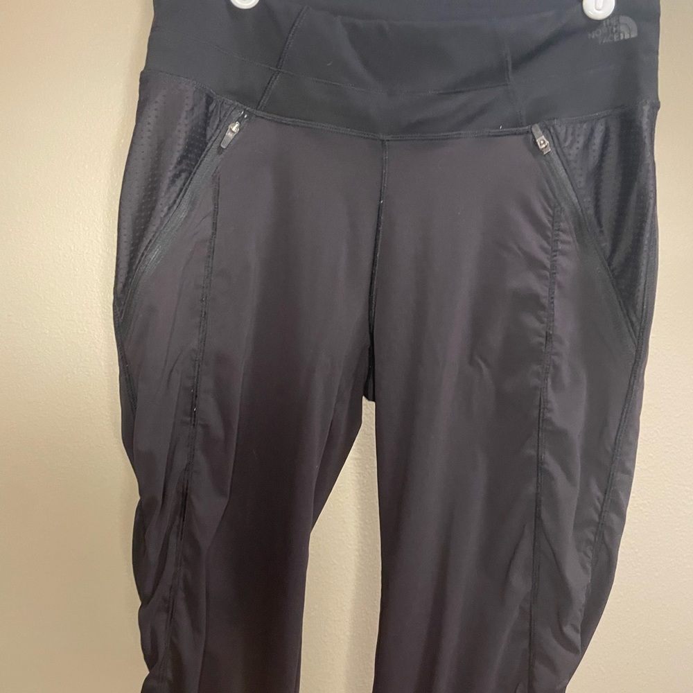 Capris length jogger pants